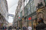 H&M Warns U.S. Consumers Will Pay More As Trump Tariffs Disrupt Supply Chains