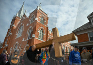 45th Good Friday Walk Highlights Edmonton’s Homelessness Crisis
