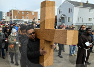 45th Good Friday Walk Highlights Edmonton’s Homelessness Crisis
