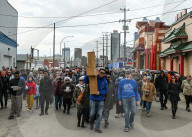 45th Good Friday Walk Highlights Edmonton’s Homelessness Crisis