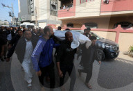 Gazans mourn relatives killed in air raid