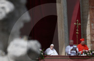 NEWS - Papst Franziskus gestorben: Papst Franziskus verkündet seine letzte Osterbotschaft Urbi et Orbi