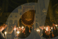 Greek Orthodox in Paris celebrate Resurrection