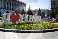 Tulips in full blossom in Kyiv’s Maidan Nezalezhnosti