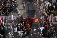 NEWS - Tod von Papst Franziskus : Überführung des Sarges in den Petersdom