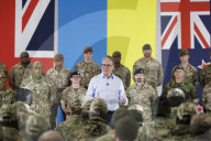 Prime Minister Keir Starmer troop visit with Christopher Luxon
