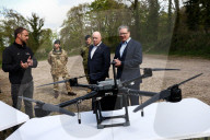 Prime Minister Keir Starmer troop visit with Christopher Luxon