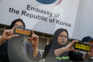 Action To Reject Single-Use Plastics And Demand The Release Of Greenpeace Activists Detained In South Korea