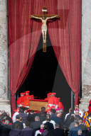 Ceremony With The Pope Francis' Body, Who Will Lie In State At St. Peter's Basilica For Three Days, Pass Through The Crowd At The Vatican