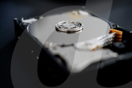 Hard Disk Drive (HDD)