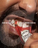 Tooth accessory for ripping over sauce sachets
