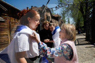 Holocaust survivors visit Auschwitz on 80th anniversary of death camp liberation