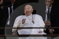 Pope Francis Makes First Public Appearance in 5 Weeks