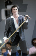 LIVE AID Concert London: PAUL YOUNG on Stage