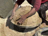 Gazans manufacture clay ovens for cooking
