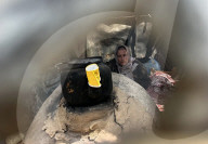 Gazans manufacture clay ovens for cooking