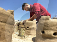 Gazans manufacture clay ovens for cooking