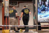 38-year-old Man Dead In Stabbing Attack At Brooklyn Bridge-City Hall Subway Station After Victim Stepped On Suspects Shoes In Manhattan New York