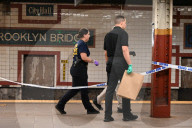 38-year-old Man Dead In Stabbing Attack At Brooklyn Bridge-City Hall Subway Station After Victim Stepped On Suspects Shoes In Manhattan New York