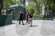 38-year-old Man Dead In Stabbing Attack At Brooklyn Bridge-City Hall Subway Station After Victim Stepped On Suspects Shoes In Manhattan New York