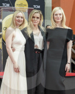 Michelle Pfeiffer Handprint And Footprint Ceremony