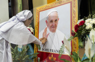 Tribute To Pope Francis In India