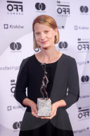 Mia Wasikowska Awarded At Off Camera Festival In Poland