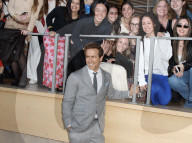Ryan Reynolds with fans, New York