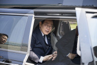 Lee Jae-myung, Democratic Party Presidential Candidate, Begins Campaign With Visit To National Cemetery