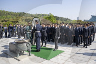 Lee Jae-myung, Democratic Party Presidential Candidate, Begins Campaign With Visit To National Cemetery