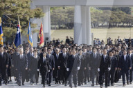 Lee Jae-myung, Democratic Party Presidential Candidate, Begins Campaign With Visit To National Cemetery