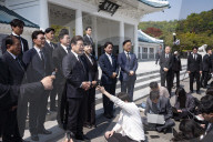 Lee Jae-myung, Democratic Party Presidential Candidate, Begins Campaign With Visit To National Cemetery