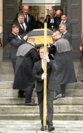 Carl Gustaf, Silvia, Madeleine und Chris bei der Trauerfeier für Andreas von Sachsen-Coburg und Gotha in Coburg