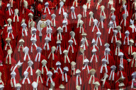 NEWS - Kardinäle in Rot während des Begräbnisses von Papst Franziskus auf dem Petersplatz