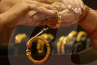 Gold jewelry shopping in India