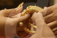 Gold jewelry shopping in India