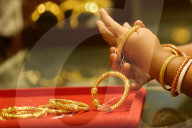 Gold jewelry shopping in India
