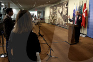  NY: United Nations Press Conference On Refugees