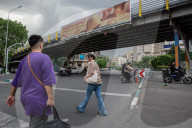 Tehran diplays giant billboards for deadly port explosion