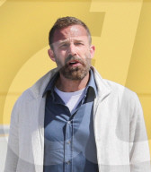 Ben Affleck kauft bei IKEA ein und bereitet sein neues Haus in Brentwood vor