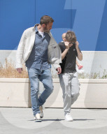 Ben Affleck kauft bei IKEA ein und bereitet sein neues Haus in Brentwood vor