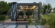 Smart pergola for outside living whatever the weather