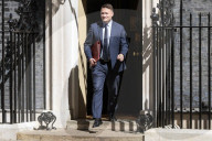 Ministers Attend Cabinet Meeting