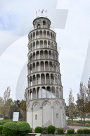 Leaning Tower Of Niles