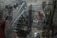 Factory Workers In Dhaka 