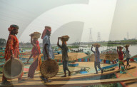 The Price Of Effort: Sand Carriers Of Gabtoli
