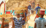The Price Of Effort: Sand Carriers Of Gabtoli