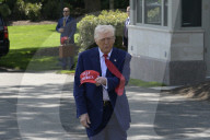 DC: President Trump hold a White House departure