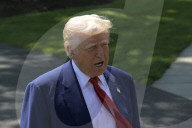 DC: President Trump hold a White House departure
