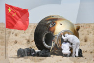 Shenzhou-19 Crewed Spaceship Landing